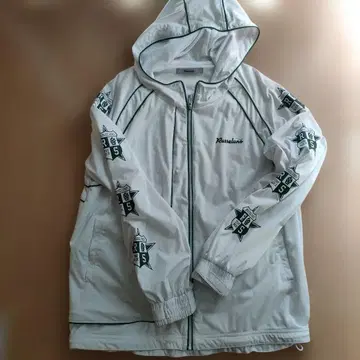 러셀노 Russeluno 후드 부착 화이트 자켓