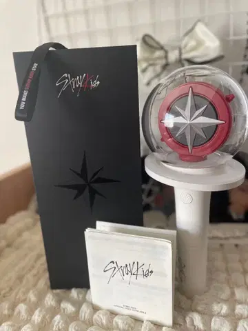 Stray Kids 응원봉 빨간색