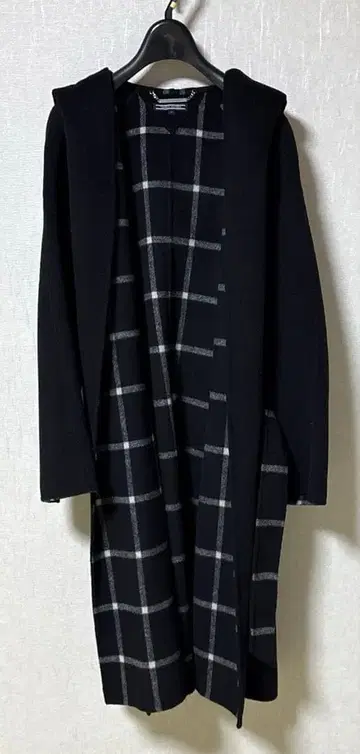 TOMMY HILFIGER 후드 부착 블랙 롱 코트 S부터 M