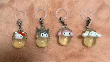 산리오 쿠로미 코스프레 오이스터 마크 액세서리 키티