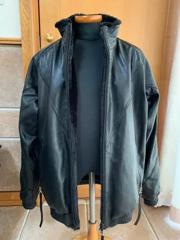 시리아라이즈 가죽 블루종 안쪽 보아 시착만 한 상품