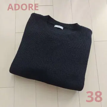 새상품급 [ ADORE / 어도어 ] 크루넥 리브 니트 블랙