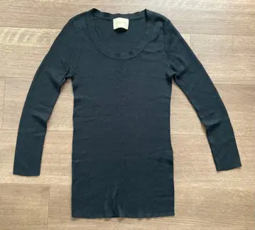 [ 거의 미사용 ] 유나이티드 애로우즈 실크 리브 니트 U넥 블랙