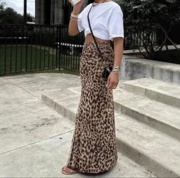 [ 신 ] 하이웨스트 스커트 레오파드 무늬 노브랜드