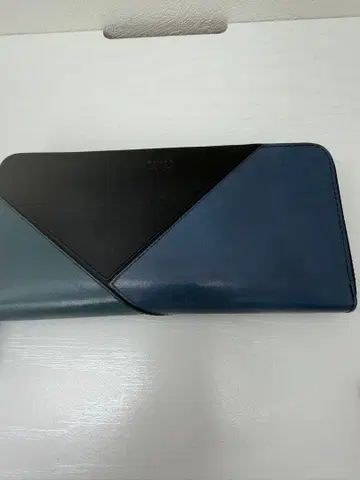 다케오 키쿠치 장지갑 라운드 지퍼 미사용 가죽 바이컬러