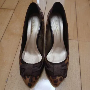 레오파드 무늬 하이힐 펌프스 24cm