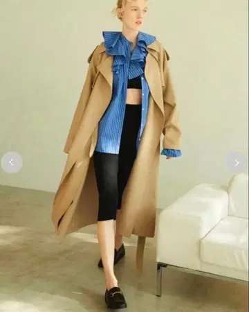 Mila Owen 벨트 부착 견장 디자인 트렌치코트 0