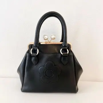 MARY QUANT 가마구치 숄더백