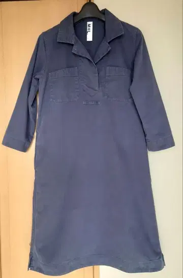 MHL. 다크 블루 7부 소매 원피스