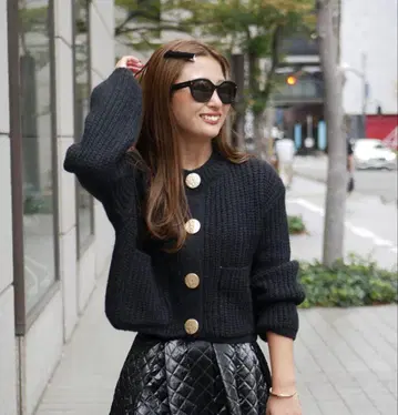 골드 버튼 니트 가디건 그레이스 콘티넨탈 마이 스트라다 좋아하시는 분께