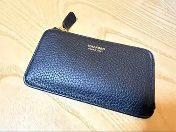 톰 포드 블랙 프래그먼트 케이스