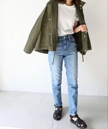 YANUK RUTH 슬림 테이퍼트 데님