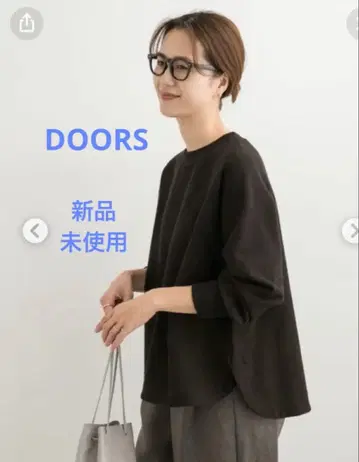 DOORS 래글런 플레어 풀오버 블랙 차콜