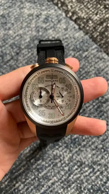 손목시계 BOMBERG