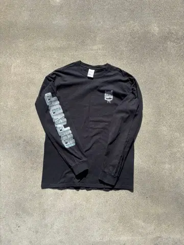 RIPNDIP 긴팔 티셔츠 블랙 스케이트보드 브랜드