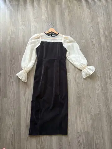 치코 Chico 배색 시스루 타이트 롱 드레스