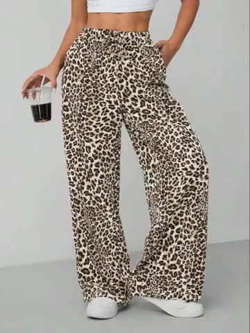 [ 신 ] 스트레이트 팬츠 레오파드 무늬 노브랜드