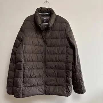 새상품급 유니클로 울트라 라이트 다운 여성용 브라운 XL