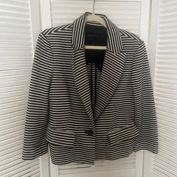 BCBG MAXAZRIA 보더 자켓