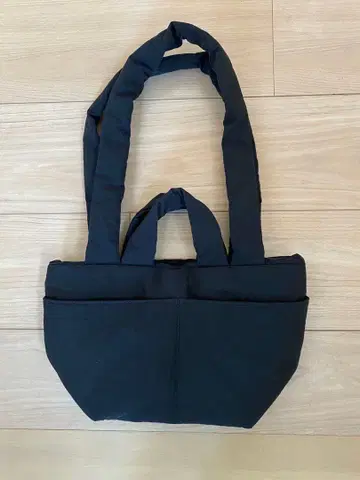 null. 널 PUFFY 나일론 토트백 미니 사이즈