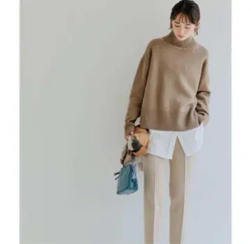 유나이티드 애로우즈 풀오버 니트 베이지