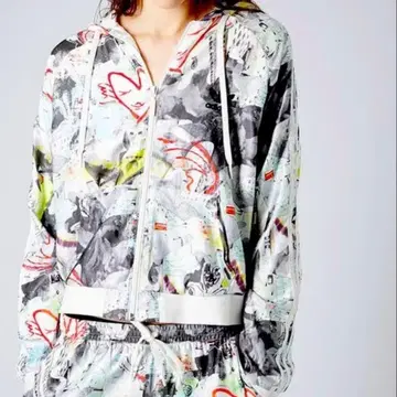 adidas 그래픽 프린트 자켓 XS 사이즈