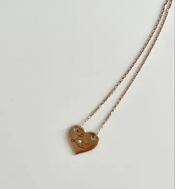 NOJESS 골드 하트형 목걸이 스톤 포함