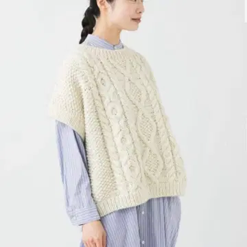 카구레 페루 아란 크루넥 베스트 IVORY DOORS 새상품급