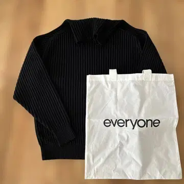 everyone 블랙 터틀넥 스웨터 L