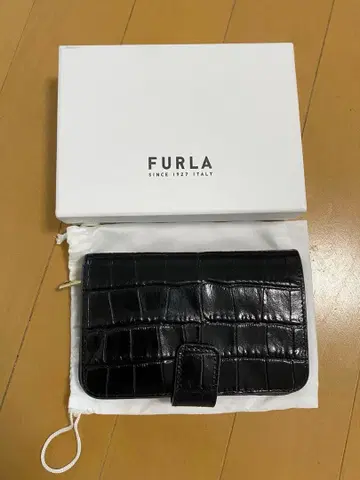 FURLA 훌라 악어 엠보싱 접이식 지갑 블랙 부속품 포함