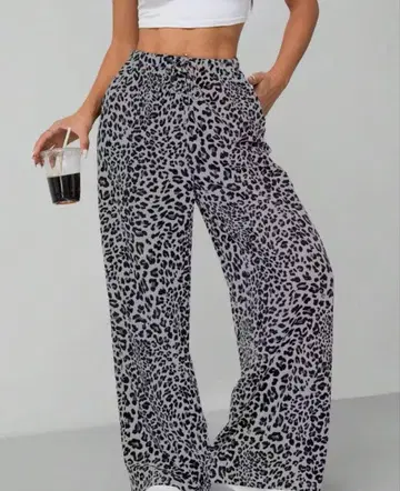 [ 신 ] 스트레이트 팬츠 레오파드 무늬 노브랜드