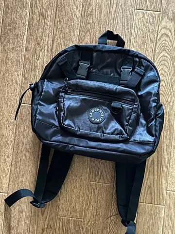 [ 새상품급 ] 가로형 블랙 백팩 / Candy Stripper