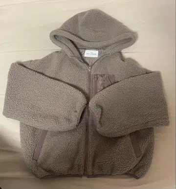 베이지 플리스 자켓 후드 부착