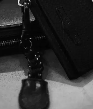 CALEE REFLECTOR KNITTING LEATHER KEYRING