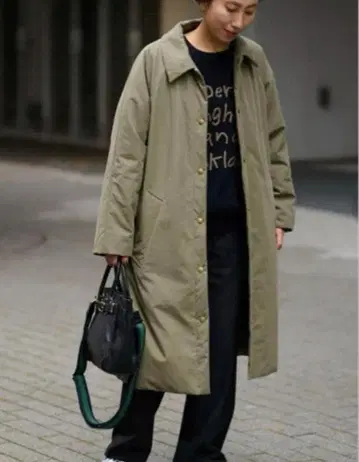 올리브 그린 롱 코트 충전솜