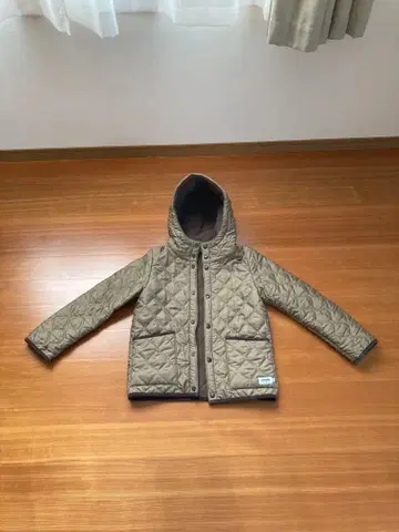 ARMEN 카키 퀼팅 자켓