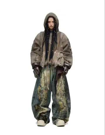 PERSONSOUL STAINEMBROIDERYSCIMITAR JEANS