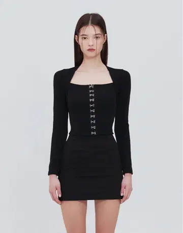 NOT YOUR ROSE 훅 스퀘어 탑 (블랙)