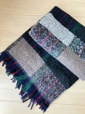 투모로우랜드 울 혼방 체크 무늬 머플러