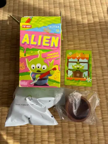 POP MART 에이리언 POPMART ALIEN