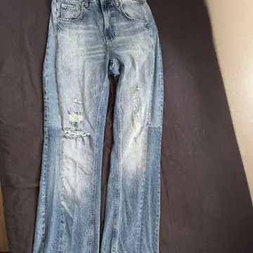 ZARA 데미지 플레어 데님