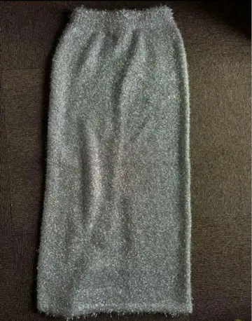 실버 라메 타이트 스커트