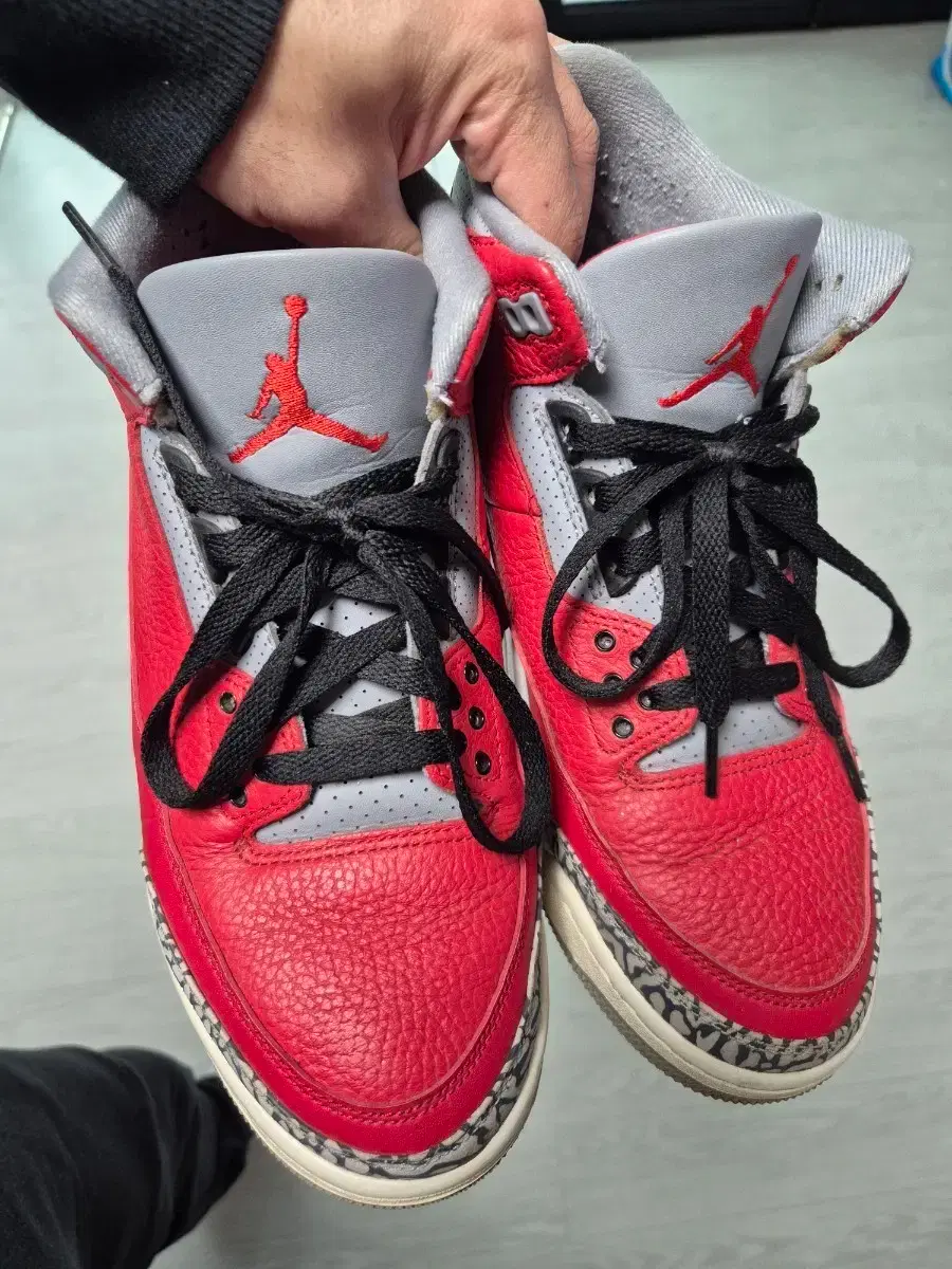 Jordan 3 Younite 275