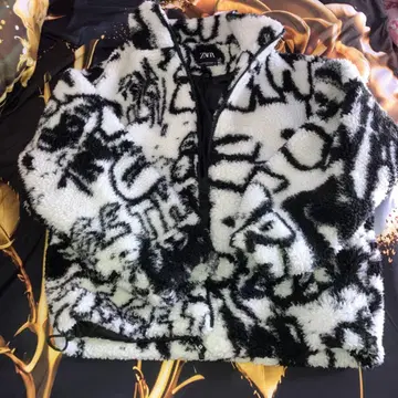 ZARA 플리스 자켓 XL 화이트 블랙