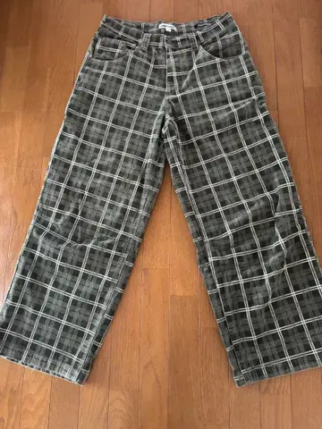 Jaded London 체크 무늬 워크 팬츠 32인치