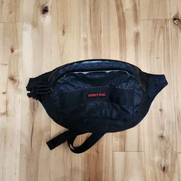 BRIEFING 힙색 블랙