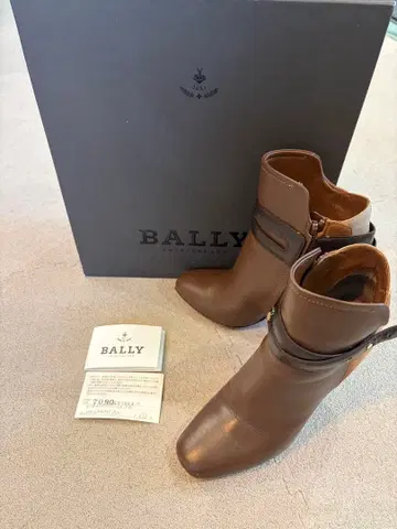 BALLY 스웨이드 가죽 힐 부츠 숏부츠