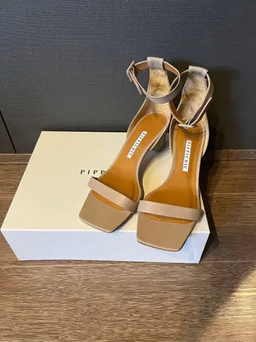 PIPICHIC 가죽 샌들 (24cm)