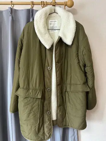 FREAK'S STORE 리버서블 보아 퀼트 스텐 칼라 자켓