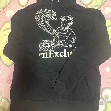 BornExclu 블랙 후드티 후드 부착